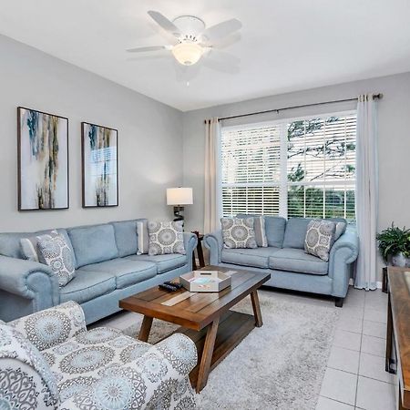 Updated Lakeview Condo, Minutes From Disney オーランド エクステリア 写真