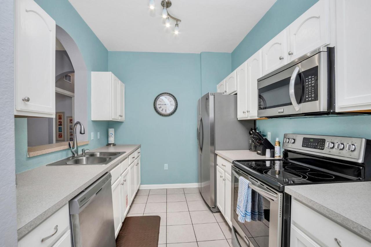 Updated Lakeview Condo, Minutes From Disney オーランド エクステリア 写真