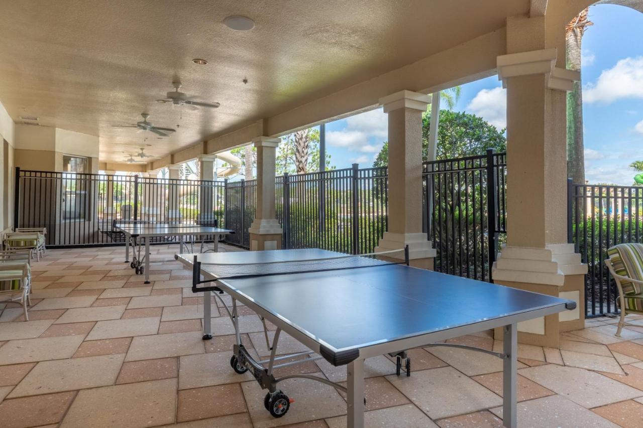 Updated Lakeview Condo, Minutes From Disney オーランド エクステリア 写真